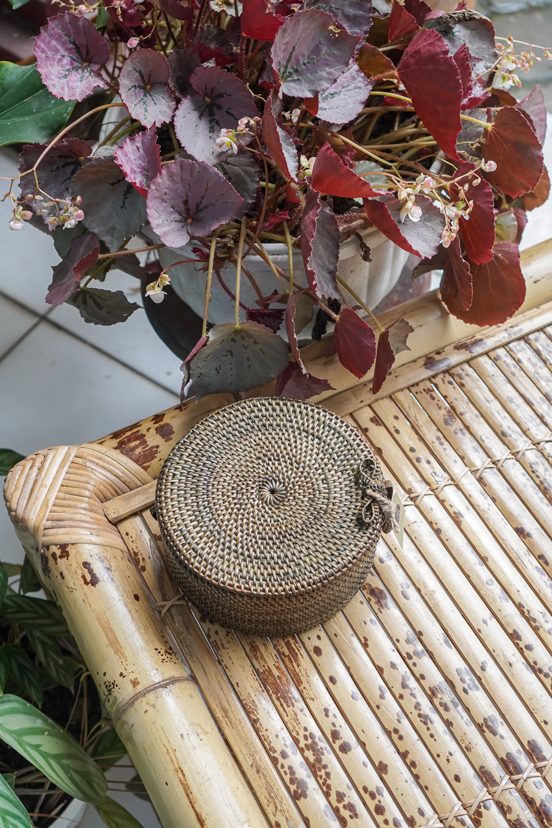 Rattan Container with Lid - Dark Round